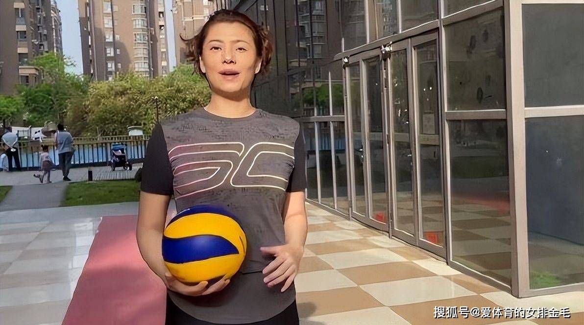 其中卢卡库&扎莱夫斯基因为在上一轮对阵佛罗伦萨的比赛中染红无缘出战。